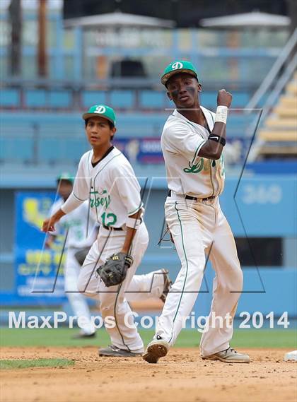 Thumbnail 2 in Dorsey vs. Van Nuys (CIF L.A. City D2 Final) photogallery.