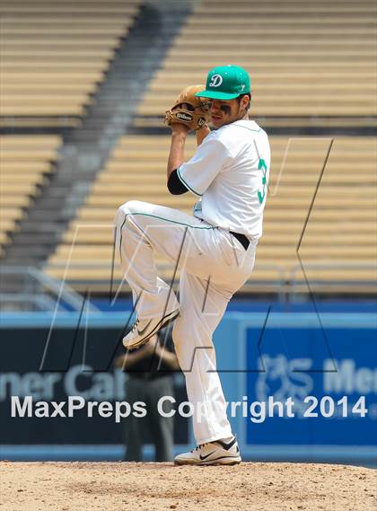Thumbnail 2 in Dorsey vs. Van Nuys (CIF L.A. City D2 Final) photogallery.