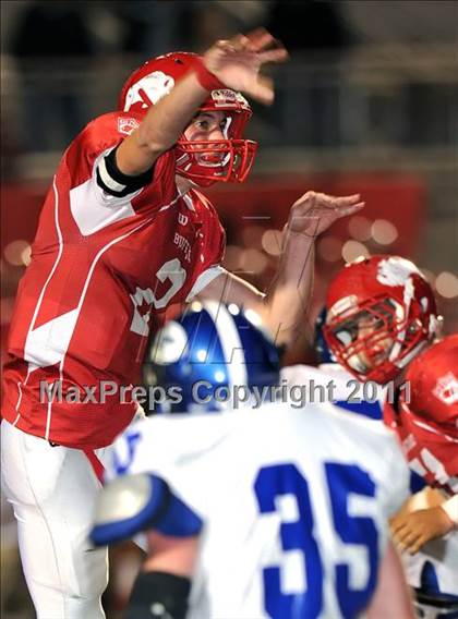 Thumbnail 3 in Lone Oak vs. Gunter (2A Division 2 Semifinals) photogallery.