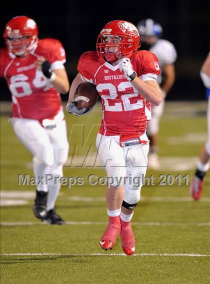 Thumbnail 3 in Lone Oak vs. Gunter (2A Division 2 Semifinals) photogallery.
