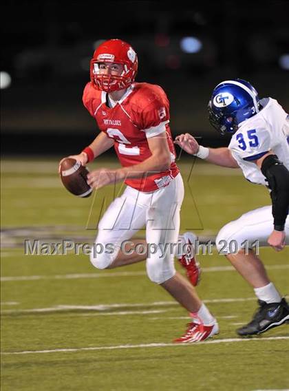 Thumbnail 1 in Lone Oak vs. Gunter (2A Division 2 Semifinals) photogallery.