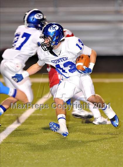 Thumbnail 2 in Lone Oak vs. Gunter (2A Division 2 Semifinals) photogallery.