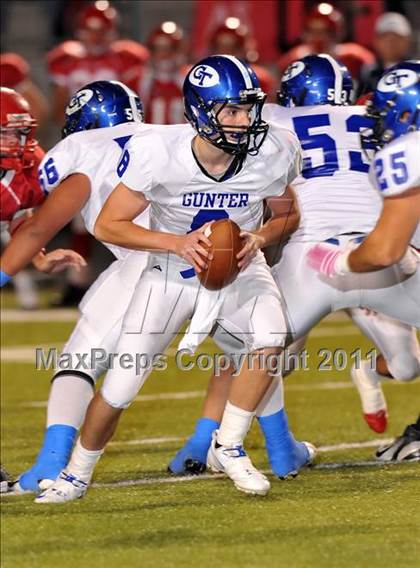 Thumbnail 2 in Lone Oak vs. Gunter (2A Division 2 Semifinals) photogallery.