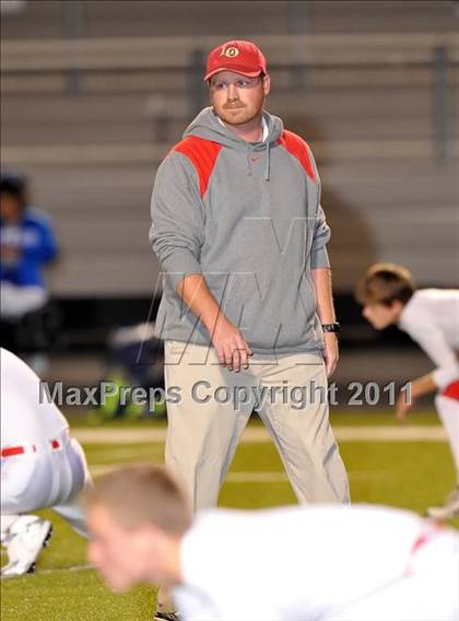 Thumbnail 1 in Lone Oak vs. Gunter (2A Division 2 Semifinals) photogallery.
