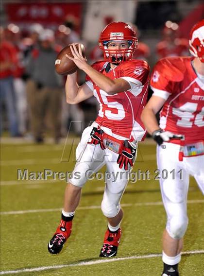 Thumbnail 1 in Lone Oak vs. Gunter (2A Division 2 Semifinals) photogallery.
