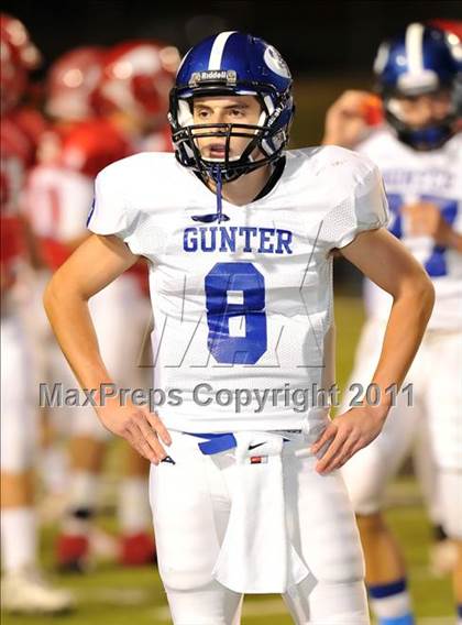 Thumbnail 3 in Lone Oak vs. Gunter (2A Division 2 Semifinals) photogallery.