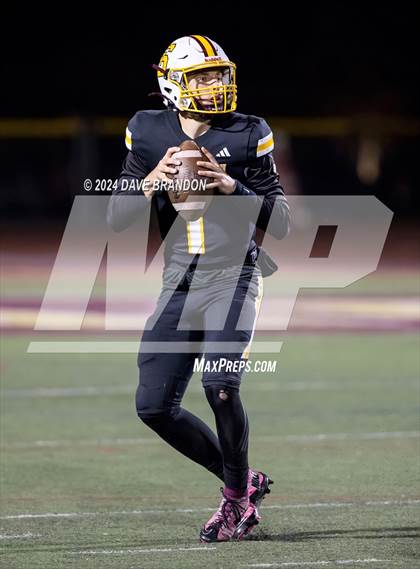 Thumbnail 2 in Notre Dame (SO) @ Simi Valley (CIF SS D3 Round 1) photogallery.
