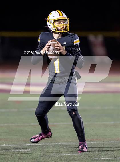 Thumbnail 3 in Notre Dame (SO) @ Simi Valley (CIF SS D3 Round 1) photogallery.
