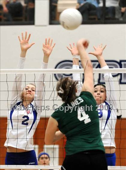 Thumbnail 3 in Bonita vs. Los Altos (CIF SS D3AA Final) photogallery.