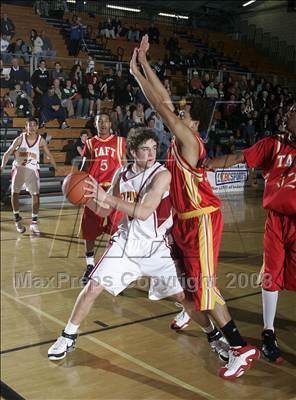 Thumbnail 2 in Torrey Pines vs. Taft (SoCal Coaches Classic) photogallery.