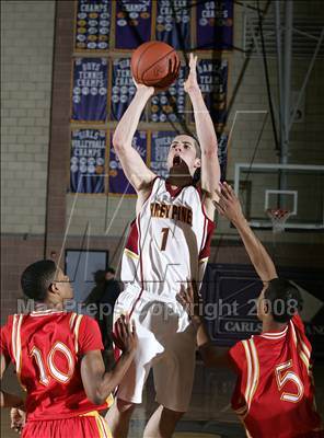 Thumbnail 2 in Torrey Pines vs. Taft (SoCal Coaches Classic) photogallery.