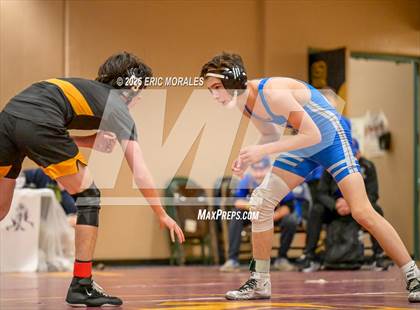 Thumbnail 2 in Freshman SoCal Championships photogallery.