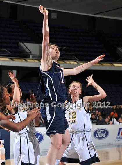 Thumbnail 3 in Campbell Hall vs. Brentwood School (CIF SS D4A Final) photogallery.