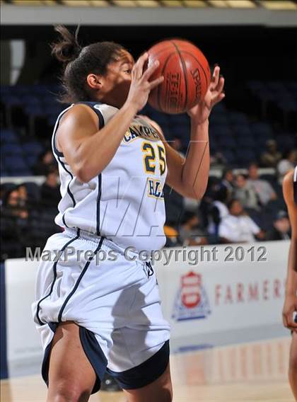 Thumbnail 3 in Campbell Hall vs. Brentwood School (CIF SS D4A Final) photogallery.