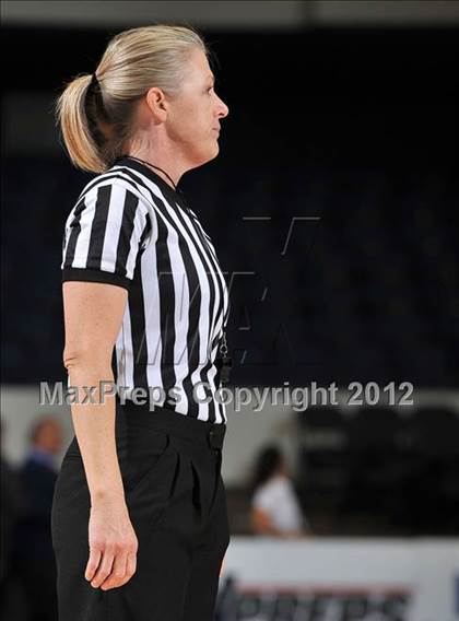 Thumbnail 1 in Campbell Hall vs. Brentwood School (CIF SS D4A Final) photogallery.