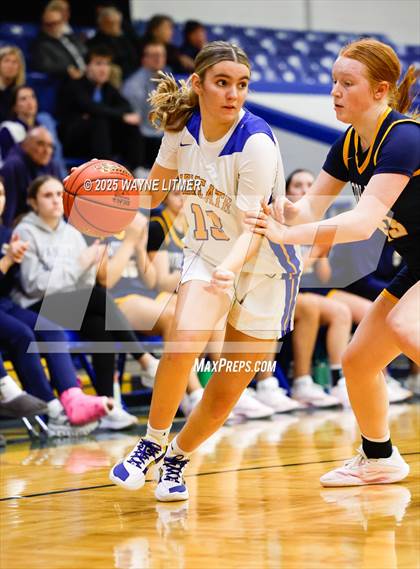 Thumbnail 1 in JV: Notre Dame Academy @ Newport Central Catholic photogallery.