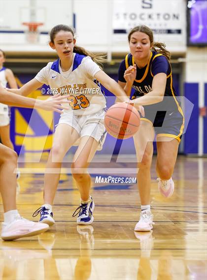 Thumbnail 1 in JV: Notre Dame Academy @ Newport Central Catholic photogallery.