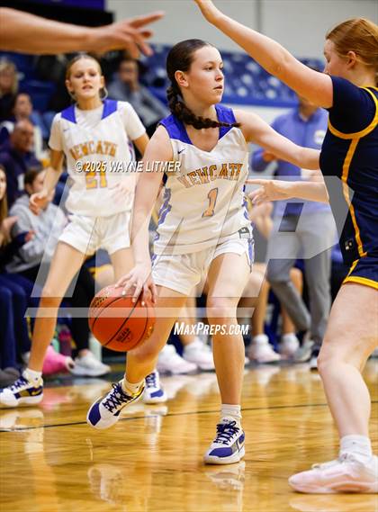 Thumbnail 1 in JV: Notre Dame Academy @ Newport Central Catholic photogallery.