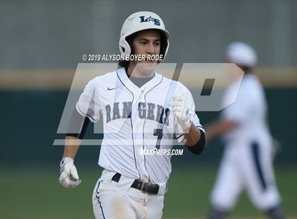 Thumbnail 1 in Lone Star vs. Little Elm photogallery.