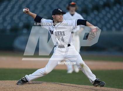 Thumbnail 3 in Lone Star vs. Little Elm photogallery.