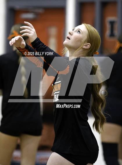 Thumbnail 2 in Grand Saline vs Edgewood photogallery.
