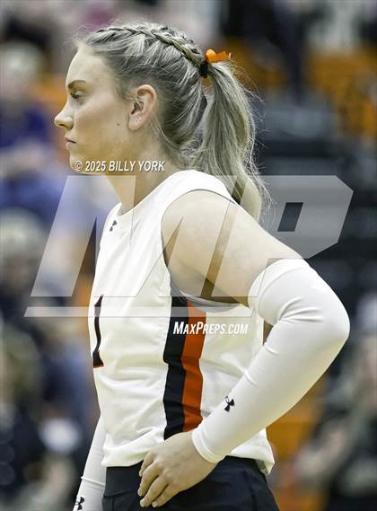 Thumbnail 3 in Grand Saline vs Edgewood photogallery.