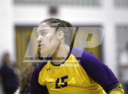 Thumbnail 3 in Grand Saline vs Edgewood photogallery.