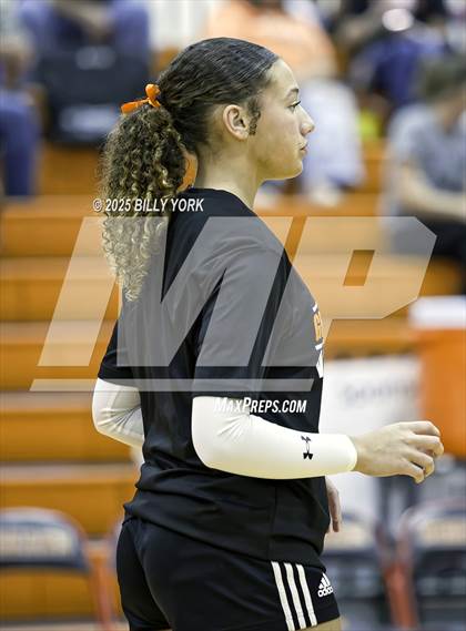 Thumbnail 3 in Grand Saline vs Edgewood photogallery.