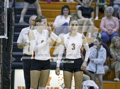 Thumbnail 3 in Grand Saline vs Edgewood photogallery.