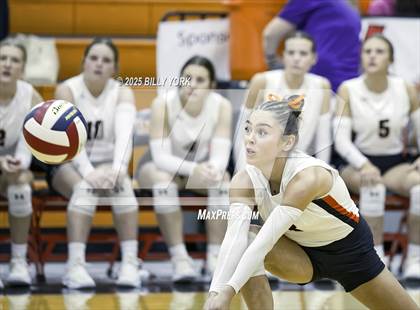 Thumbnail 3 in Grand Saline vs Edgewood photogallery.