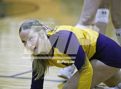 Thumbnail 3 in Grand Saline vs Edgewood photogallery.