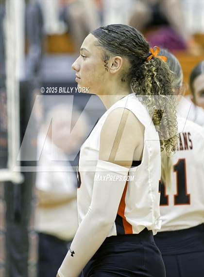 Thumbnail 2 in Grand Saline vs Edgewood photogallery.