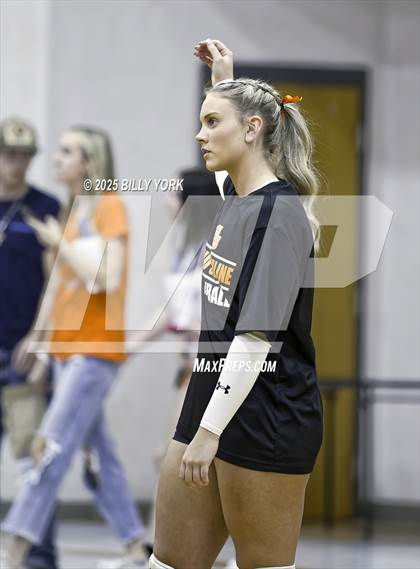 Thumbnail 3 in Grand Saline vs Edgewood photogallery.