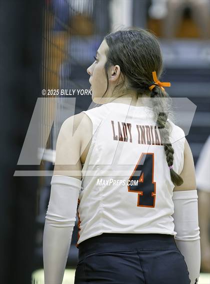 Thumbnail 2 in Grand Saline vs Edgewood photogallery.