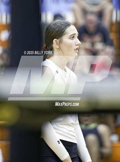 Thumbnail 3 in Grand Saline vs Edgewood photogallery.