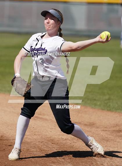 Thumbnail 1 in Rice Consolidated vs. Thrall (Caldwell Tournament) photogallery.