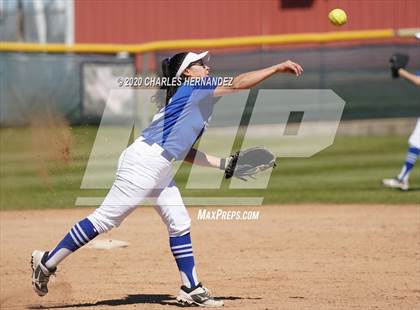 Thumbnail 3 in Rice Consolidated vs. Thrall (Caldwell Tournament) photogallery.