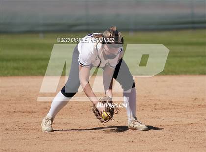Thumbnail 2 in Rice Consolidated vs. Thrall (Caldwell Tournament) photogallery.