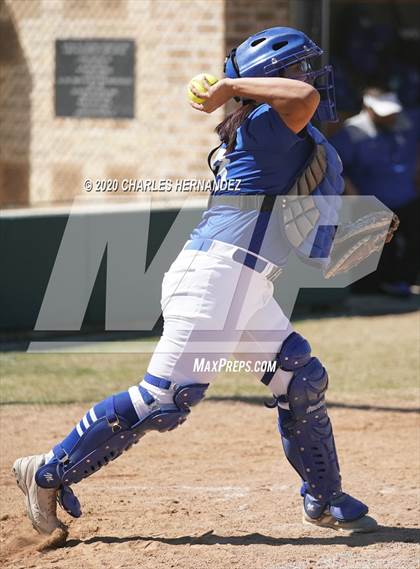 Thumbnail 1 in Rice Consolidated vs. Thrall (Caldwell Tournament) photogallery.