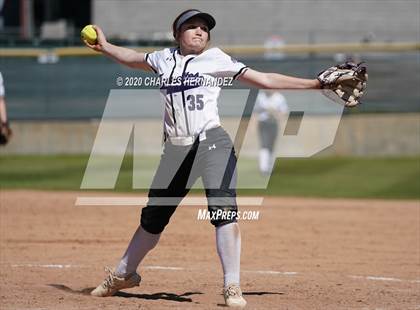 Thumbnail 2 in Rice Consolidated vs. Thrall (Caldwell Tournament) photogallery.