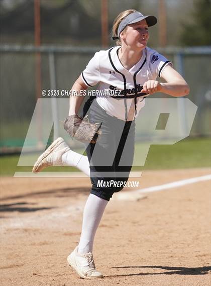 Thumbnail 1 in Rice Consolidated vs. Thrall (Caldwell Tournament) photogallery.
