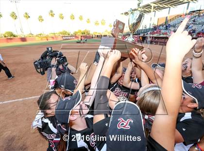 Thumbnail 2 in Ray (AIA D5 Final Award Photos) photogallery.