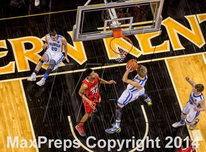 Thumbnail 1 in Holmes vs Covington Catholic (KHSAA Ninth Region Final) photogallery.