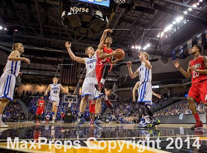 Thumbnail 2 in Holmes vs Covington Catholic (KHSAA Ninth Region Final) photogallery.