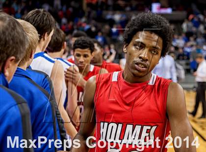 Thumbnail 3 in Holmes vs Covington Catholic (KHSAA Ninth Region Final) photogallery.