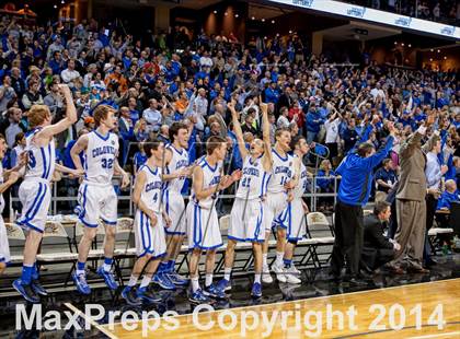 Thumbnail 2 in Holmes vs Covington Catholic (KHSAA Ninth Region Final) photogallery.