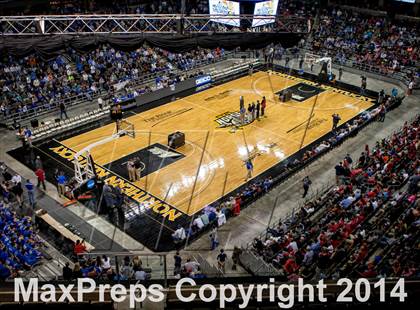 Thumbnail 3 in Holmes vs Covington Catholic (KHSAA Ninth Region Final) photogallery.