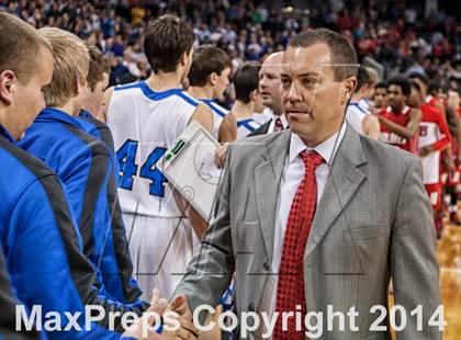 Thumbnail 1 in Holmes vs Covington Catholic (KHSAA Ninth Region Final) photogallery.