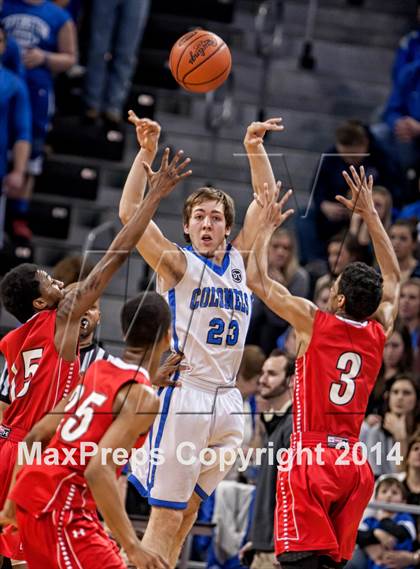 Thumbnail 2 in Holmes vs Covington Catholic (KHSAA Ninth Region Final) photogallery.