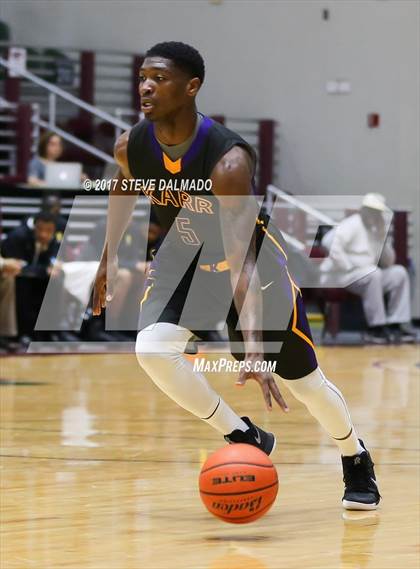 Thumbnail 2 in Scotlandville vs Edna Karr (Allstate Sugar Bowl Classic) photogallery.